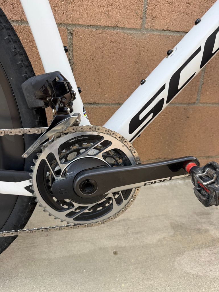Used Scott Addict Gravel RC 2024 2024 Road & Gravel, White — image 7 of 14