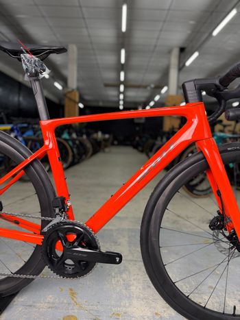 Używany Scott Addict RC30 Di2 Carbon 2025 Road & Gravel — zdjęcie 7 z 10