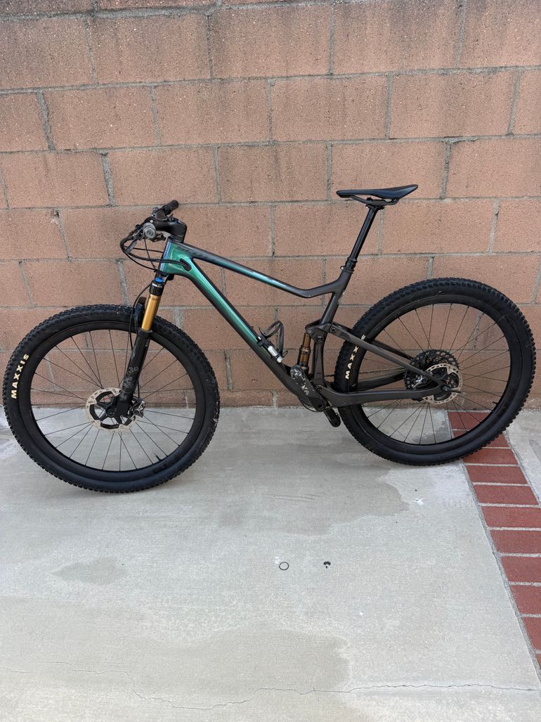 Used Scott Spark RC 900 SL AXS 2021 2021 Mountainbike, Green, 29 — image 2 of 16