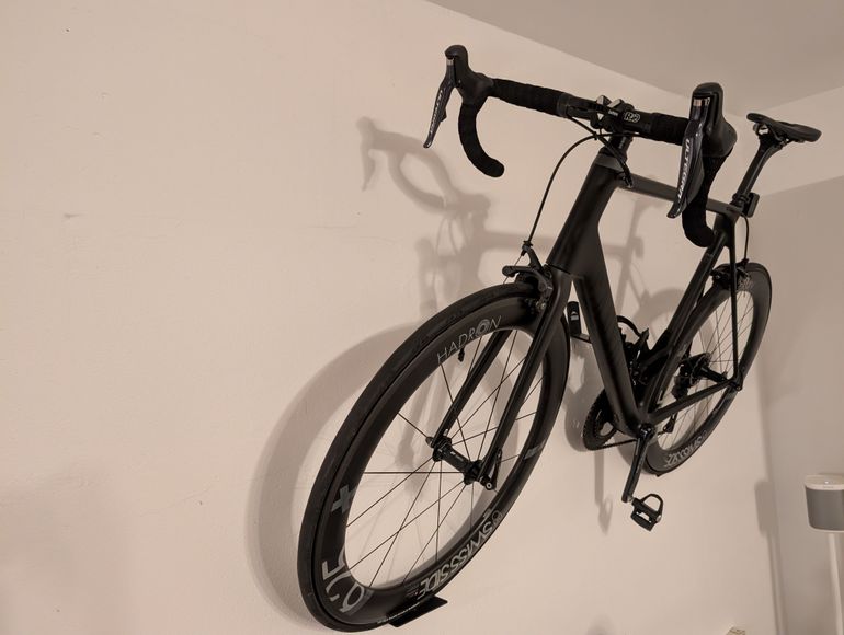 Used Canyon Ultimate CF SL 9.0 Di2 2019 2019 Road & Gravel, Black — image 3 of 10
