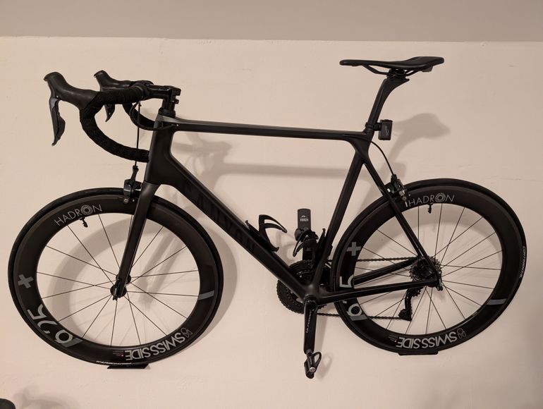 Used Canyon Ultimate CF SL 9.0 Di2 2019 2019 Road & Gravel, Black — image 2 of 10