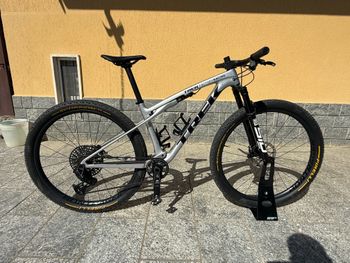 Używany Trek Supercaliber SLR 9.9 X0 AXS Gen 2 2024 2024 MTB