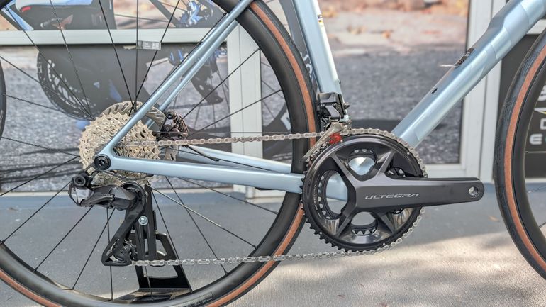 Used BMC Teammachine SLR ONE 2027 2027 Road & Gravel, Blue — image 3 of 5