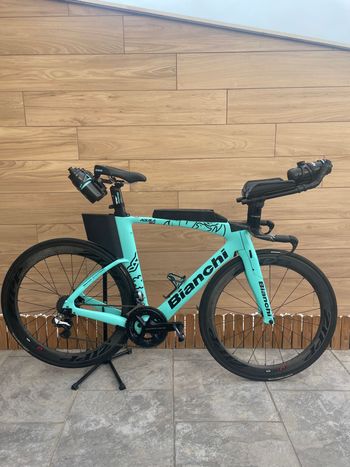 Brugt Bianchi Aquila Shimano Dura Ace Di2 2020 Road & Gravel
