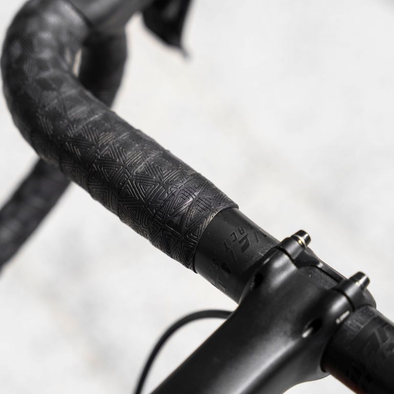 Używany Giant TCR Advanced Pro Disc 0 Di2 2022 2022 Road & Gravel — zdjęcie 10 z 11