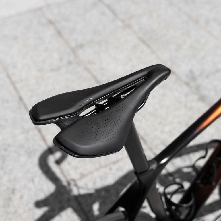 Używany Giant TCR Advanced Pro Disc 0 Di2 2022 2022 Road & Gravel — zdjęcie 6 z 11
