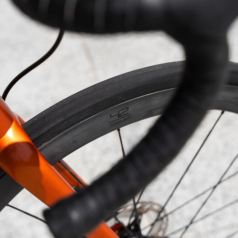 Używany Giant TCR Advanced Pro Disc 0 Di2 2022 2022 Road & Gravel — zdjęcie 7 z 11
