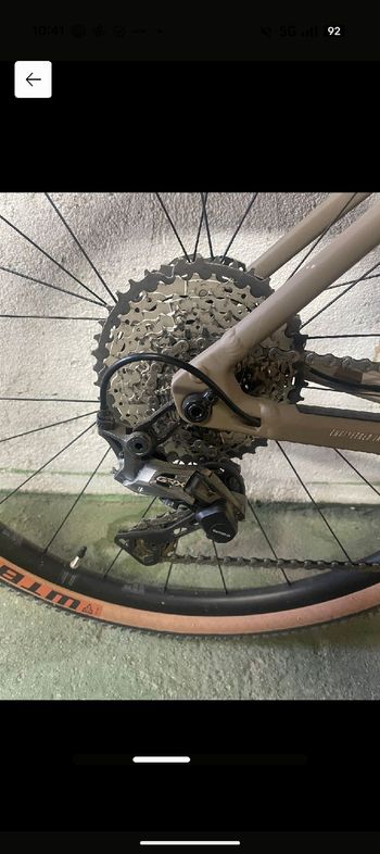 Używany Focus ATLAS 6.9 2022 2022 Road & Gravel — zdjęcie 3 z 6