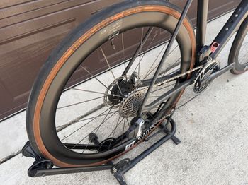 Used Canyon CF SLX 9 Disc ETap 2023 Road & Gravel, Black — image 4 of 13