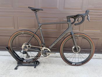Used Canyon CF SLX 9 Disc ETap 2023 Road & Gravel