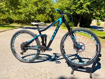 Used CUBE STEREO 140 C:62 SL 29 2017 2017 Mountainbike, Black — image 3 of 10