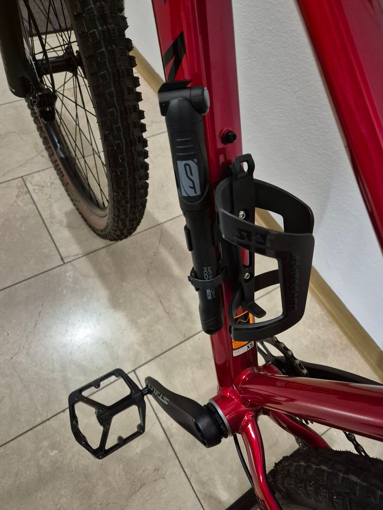 Used Canyon Grand Canyon 7 2024 2024 Mountainbike, Red, 27.5, 29 — image 8 of 18