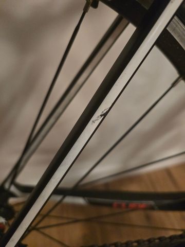 Używany CUBE attain gtc Race 2016 2016 Road & Gravel — zdjęcie 2 z 4