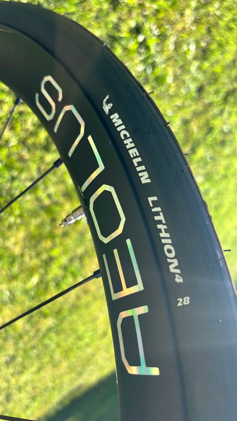 Used Trek Émonda SL 7 2022 2022 Road & Gravel, Blue — image 18 of 31