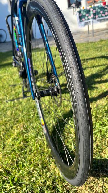 Used Trek Émonda SL 7 2022 2022 Road & Gravel, Blue — image 16 of 31