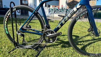 Used Trek Émonda SL 7 2022 2022 Road & Gravel, Blue — image 8 of 31