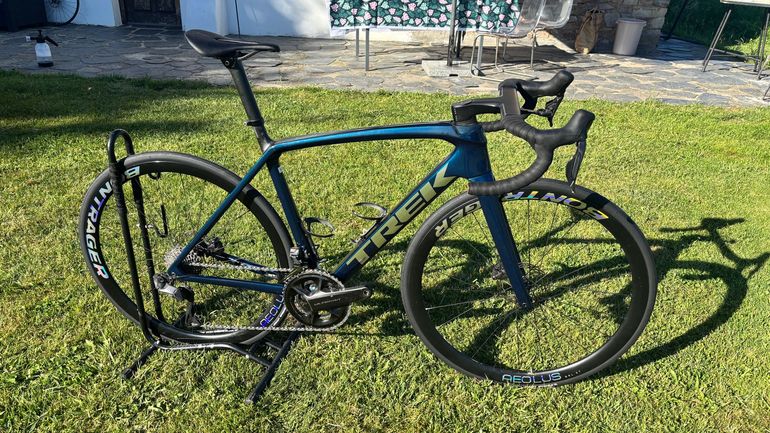 Used Trek Émonda SL 7 2022 2022 Road & Gravel, Blue — image 3 of 31
