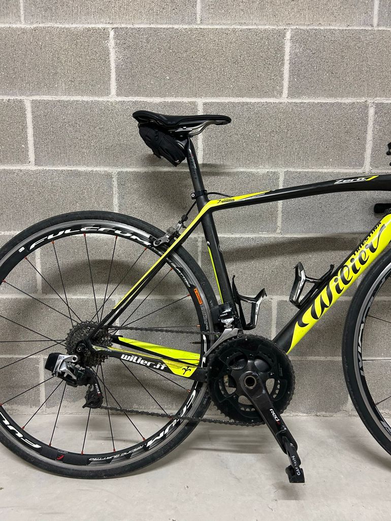 Tweedehands Wilier Custom SRAM Red eTap 2018 Road & Gravel — afbeelding 1 van 5