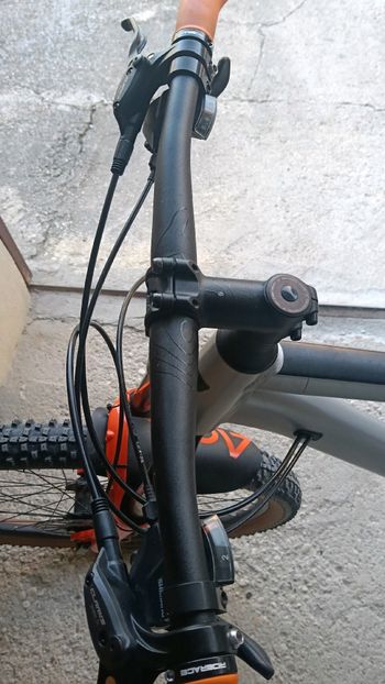 Used CUBE Aim Shimano Acera 2022 Mountainbike, Light Gray — image 4 of 6