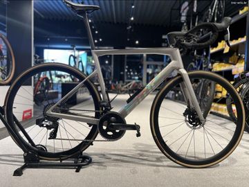 Brugt BMC Teammachine SLR01 FOUR 2023 2023 Road & Gravel — billede 4 af 9