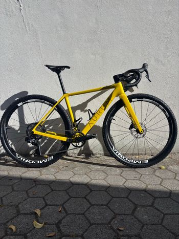 Used Aurum Custom SRAM Force 2024 Road & Gravel