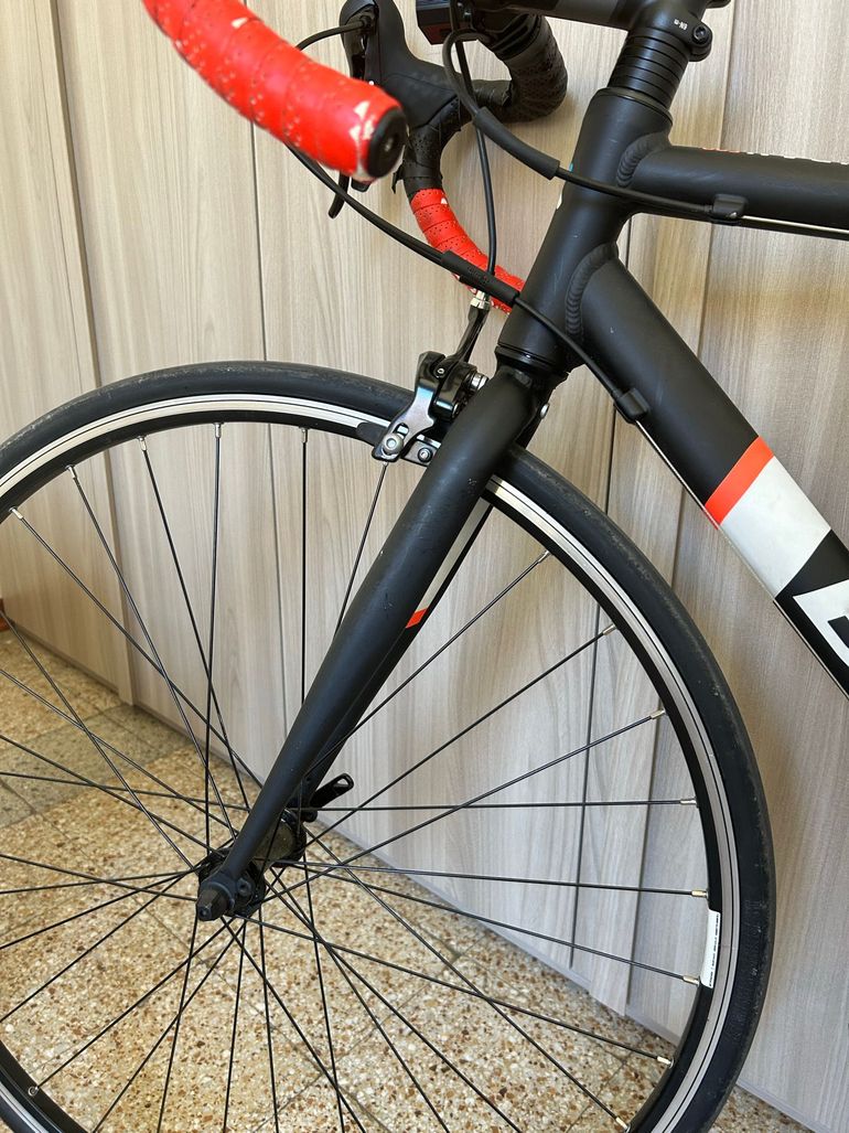 Used B Twin Triban Microshift 2015 Road & Gravel, Black — image 2 of 11