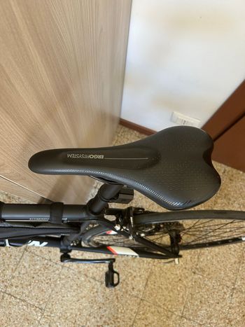 Used B Twin Triban Microshift 2015 Road & Gravel, Black — image 4 of 11