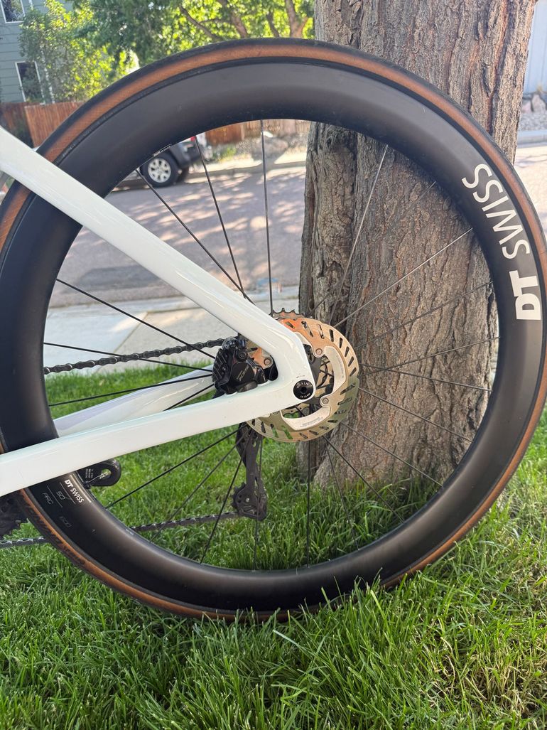 Used Canyon Aeroad CF SLX 7 Di2 2025 2025 Road & Gravel, White — image 13 of 14