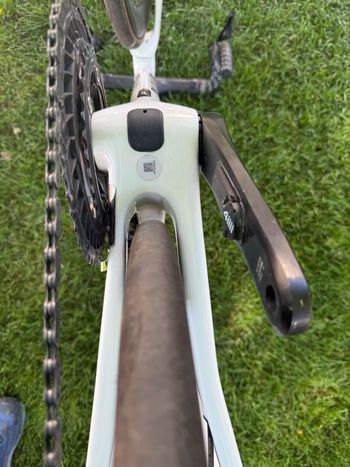 Used Canyon Aeroad CF SLX 7 Di2 2025 2025 Road & Gravel, White — image 6 of 14