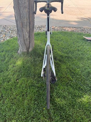 Used Canyon Aeroad CF SLX 7 Di2 2025 2025 Road & Gravel, White — image 10 of 14