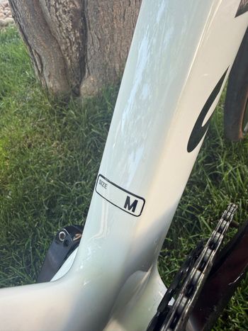 Used Canyon Aeroad CF SLX 7 Di2 2025 2025 Road & Gravel, White — image 8 of 14