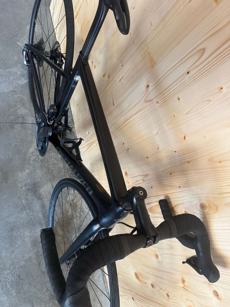 Used Specialized Tarmac SL7 Pro - Ultegra Di2 2023 2023 Road & Gravel, Red — image 4 of 4