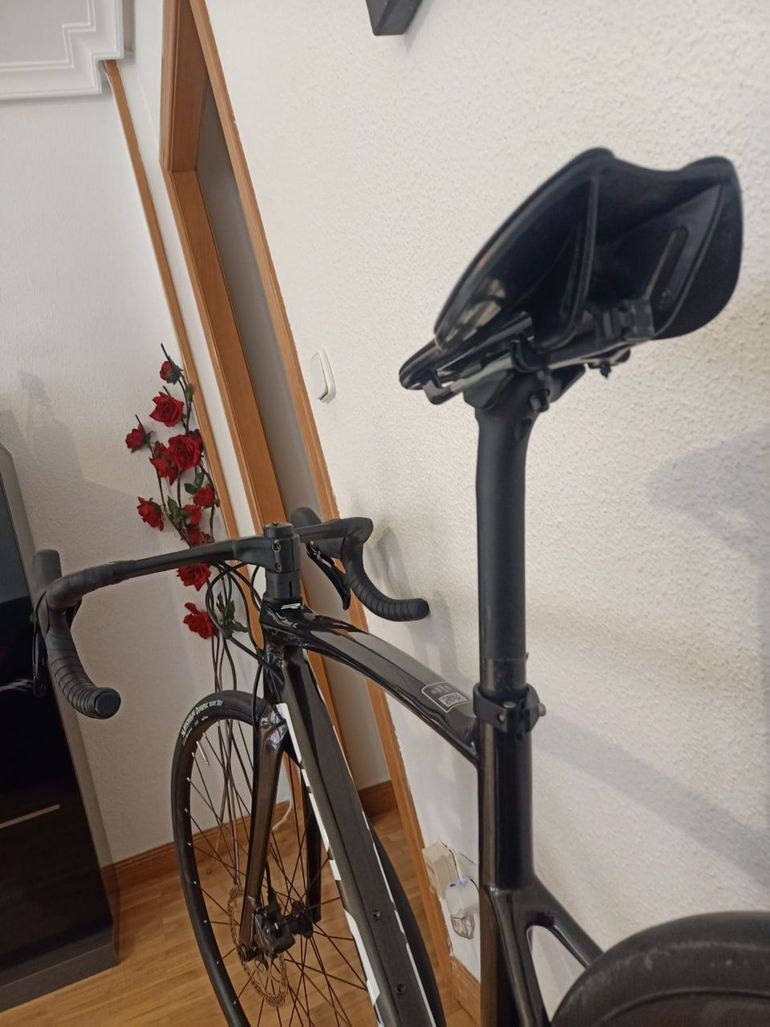 Używany Ridley Fenix, 30T-24T HM UD Carbon, TA 12x100 Mm 2023 Road & Gravel — zdjęcie 3 z 20