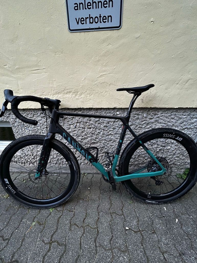 Used Canyon GRIZL CF SLX 8 ETAP 2022 2022 Road & Gravel, Black — image 1 of 6