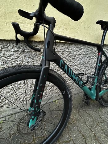 Used Canyon GRIZL CF SLX 8 ETAP 2022 2022 Road & Gravel, Black — image 5 of 6
