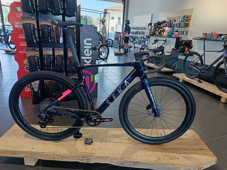 Używany Seka Custom SRAM Rival eTap AXS 2027 Road & Gravel — zdjęcie 2 z 4