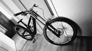 Używany CUBE Two15 SRAM X01 DH 2024 Mountainbike — zdjęcie 4 z 14