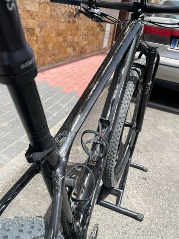 Tweedehands Mondraker PODIUM R 2024 2024 Mountainbike — afbeelding 3 van 8
