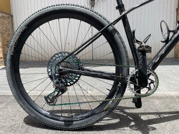 Tweedehands Mondraker PODIUM R 2024 2024 Mountainbike — afbeelding 2 van 8