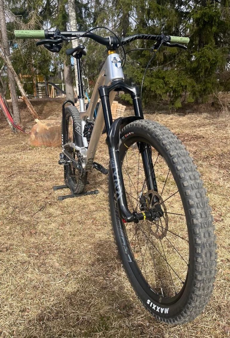 Used Pole Machine 2022 Mountainbike, Light Gray — image 4 of 7