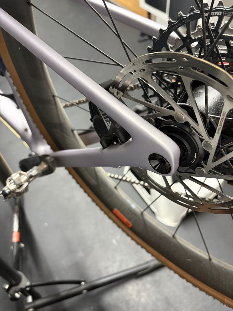 Gebrauchtes Specialized Crux 5 Comp - SRAM Rival XPLR 2027 Frameset 2027 Road & Gravel, Hellgrau — Bild 7 von 18