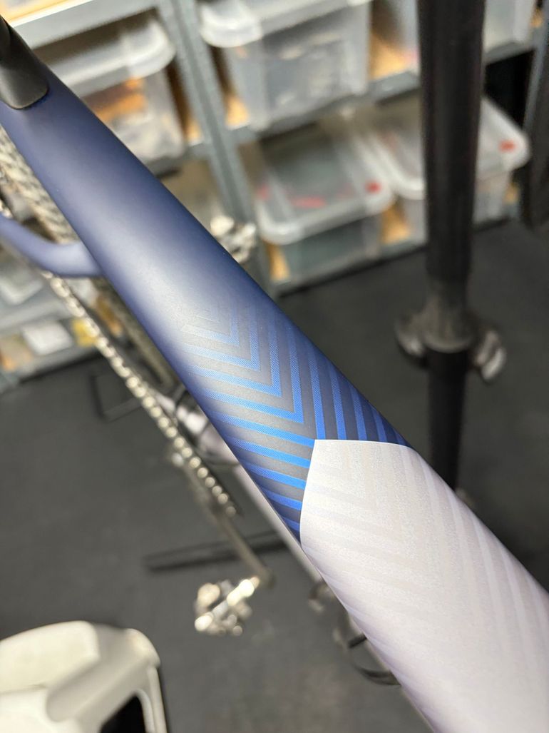 Gebrauchtes Specialized Crux 5 Comp - SRAM Rival XPLR 2027 Frameset 2027 Road & Gravel, Hellgrau — Bild 11 von 18