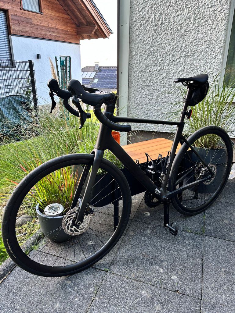 Used CUBE ATTAIN C:62, RACE 2026 2026 Road & Gravel, Black — image 1 of 3