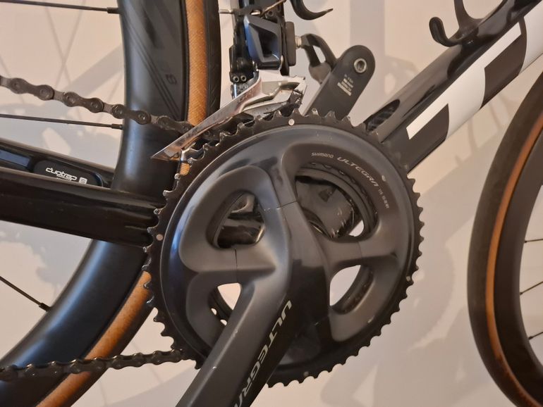 Used Trek Émonda SL 6 Disc 2022 2022 Road & Gravel, Black — image 2 of 3