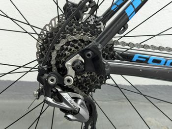 Focus Bold Shimano Alivio 2017 Mountainbike usato, Nero — immagine 10 di 12
