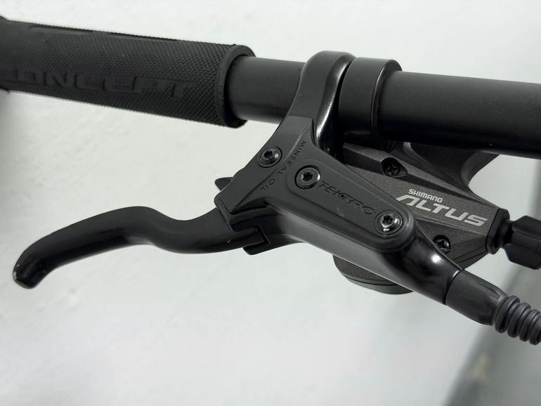Focus Bold Shimano Alivio 2017 Mountainbike usato, Nero — immagine 6 di 12