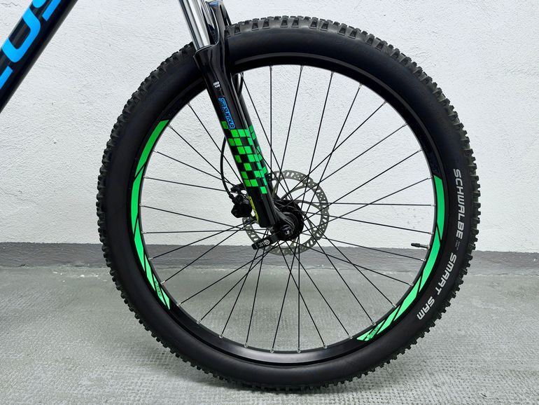 Focus Bold Shimano Alivio 2017 Mountainbike usato, Nero — immagine 3 di 12