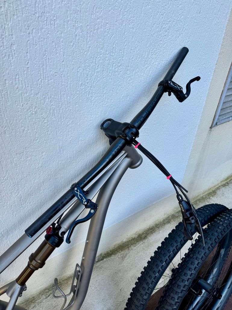 Used Léon Custom Shimano XTR 2026 Mountainbike, Light Gray — image 10 of 12