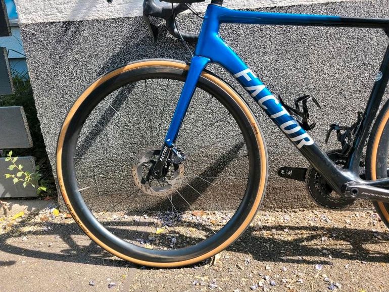 Used Factor O2 Shimano Ultegra Di2 8170 2023 2023 Road & Gravel, Blue — image 7 of 8