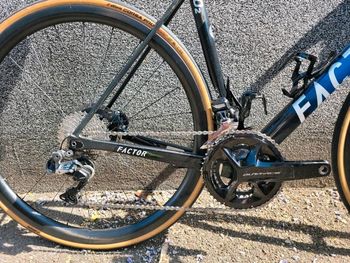 Used Factor O2 Shimano Ultegra Di2 8170 2023 2023 Road & Gravel, Blue — image 2 of 8
